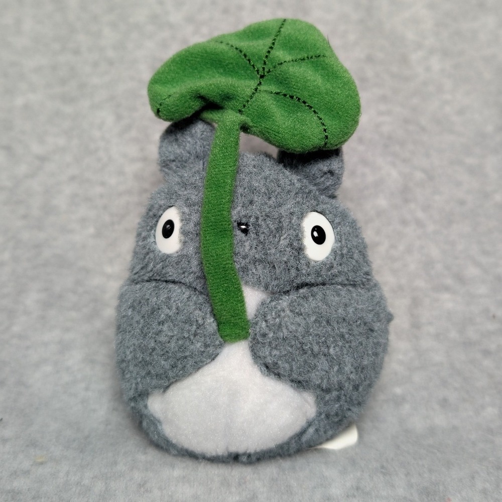 My Neighbor Totoro Studio Ghibli Plush Gund Toy Grey Leaf Umbrella Forest Spirit